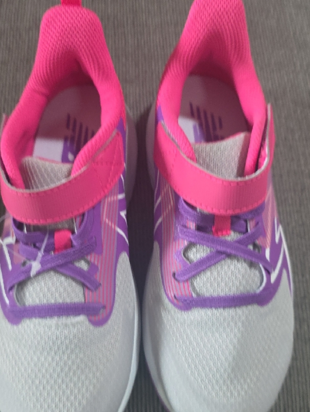New Balance Girls Pink & Purple Rave Run v2 Bungee Lace With Strap Size 3Wide. - Picture 13 of 15
